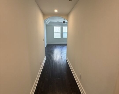 12021 Guerin Street - Photo Thumbnail 6