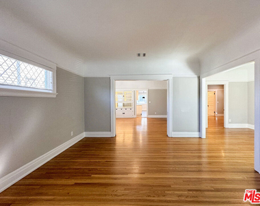 922 W Kensington Road - Photo Thumbnail 7