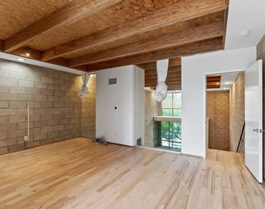 6615 Melrose Avenue - Photo Thumbnail 27