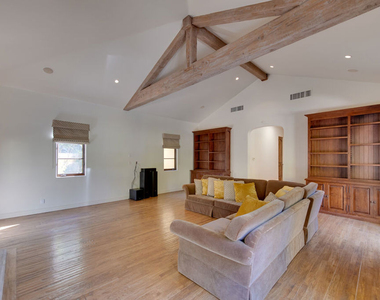 9530 Hidden Valley Road - Photo Thumbnail 14