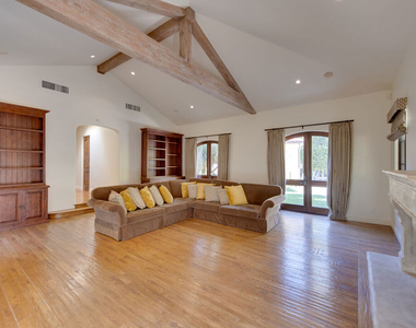 9530 Hidden Valley Road - Photo Thumbnail 13