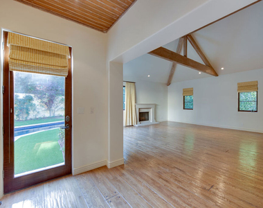 9530 Hidden Valley Road - Photo Thumbnail 16