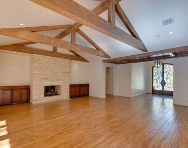9530 Hidden Valley Road - Photo Thumbnail 5
