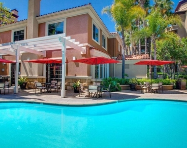5553 W 6th Street - Photo Thumbnail 6