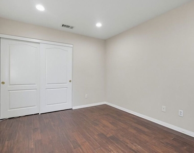 5187 Knollwood Way - Photo Thumbnail 47