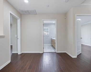 5187 Knollwood Way - Photo Thumbnail 38