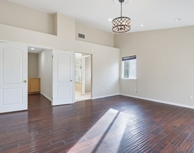 5187 Knollwood Way - Photo Thumbnail 30