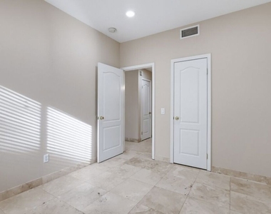 5187 Knollwood Way - Photo Thumbnail 19
