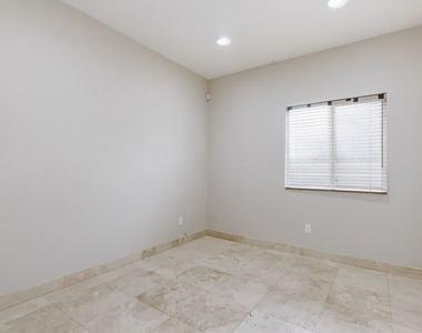 5187 Knollwood Way - Photo Thumbnail 18