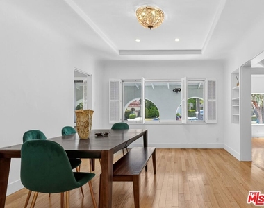 352 S Wetherly Drive - Photo Thumbnail 4