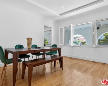 352 S Wetherly Drive - Photo Thumbnail 2