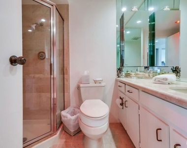 4337 Marina City - Photo Thumbnail 20