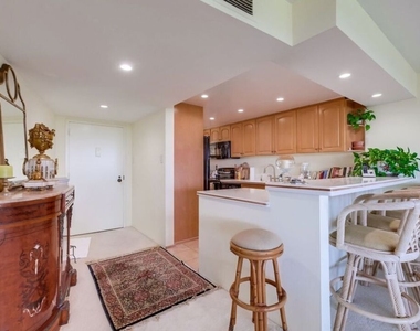 4337 Marina City - Photo Thumbnail 4