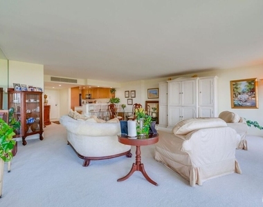 4337 Marina City - Photo Thumbnail 15