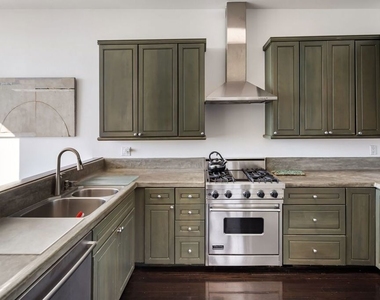 8580 Hillside Avenue - Photo Thumbnail 5