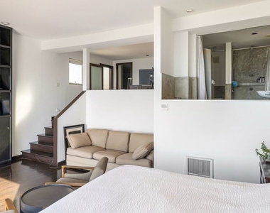 8580 Hillside Avenue - Photo Thumbnail 11