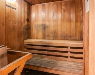 321 S San Vicente Boulevard - Photo Thumbnail 14