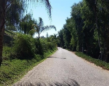 5837 Los Angeles Avenue - Photo Thumbnail 2