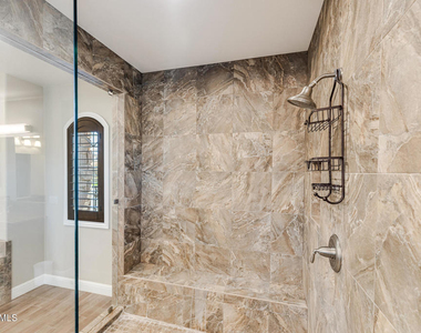 7305 Augusta Drive - Photo Thumbnail 35