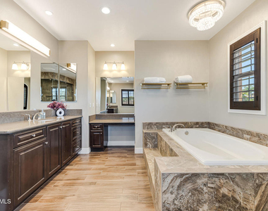 7305 Augusta Drive - Photo Thumbnail 34