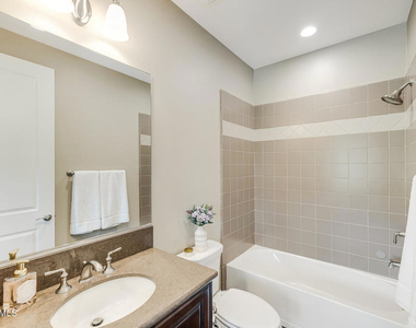 7305 Augusta Drive - Photo Thumbnail 23