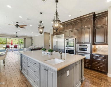 7305 Augusta Drive - Photo Thumbnail 14