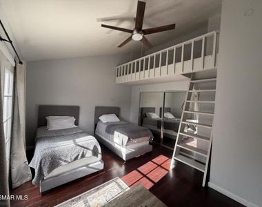 9251 Notre Dame Avenue - Photo Thumbnail 16
