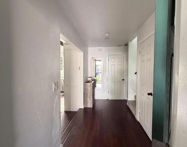 9251 Notre Dame Avenue - Photo Thumbnail 1
