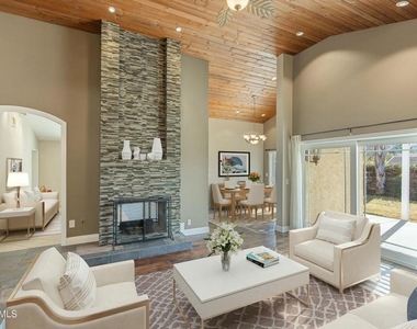 3332 Holloway Street - Photo Thumbnail 1