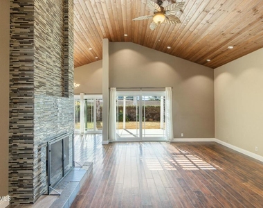 3332 Holloway Street - Photo Thumbnail 14