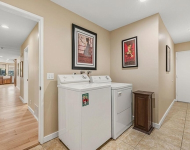 10 Whittier Court - Photo Thumbnail 40