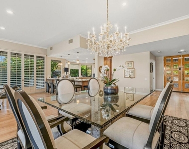 10 Whittier Court - Photo Thumbnail 11