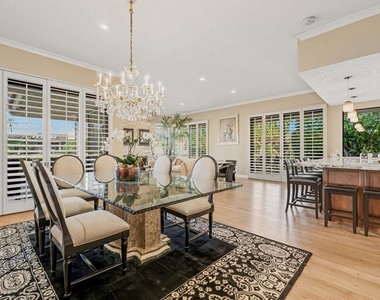10 Whittier Court - Photo Thumbnail 8