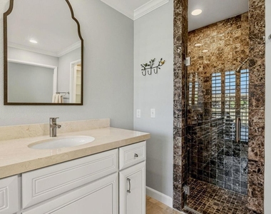 10 Whittier Court - Photo Thumbnail 47