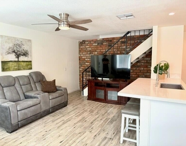 72619 Thrush Road - Photo Thumbnail 1