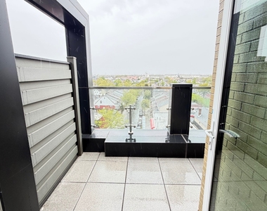 183-03 Hillside Avenue - Photo Thumbnail 11