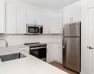 101 Mclellan Drive - Photo Thumbnail 6