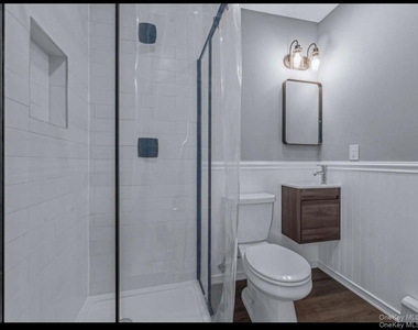 6 E Barclay Street - Photo Thumbnail 4