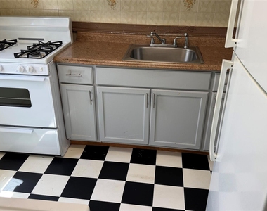 7442 260th Street - Photo Thumbnail 3