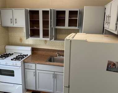 7442 260th Street - Photo Thumbnail 10