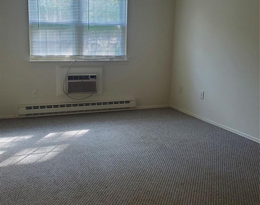 101 Sylvan Avenue - Photo Thumbnail 5