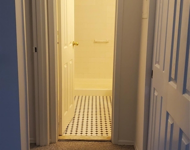 101 Sylvan Avenue - Photo Thumbnail 7