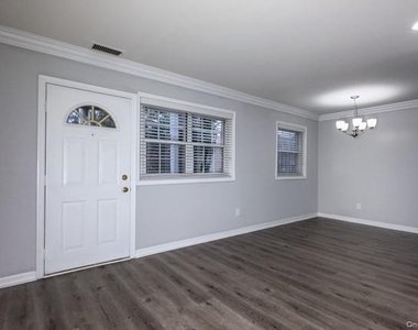 111 College Road - Photo Thumbnail 3