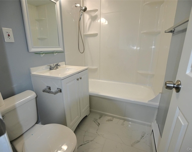 1805 Parr Lake Drive - Photo Thumbnail 10