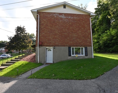 1805 Parr Lake Drive - Photo Thumbnail 2