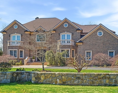 590 West Street - Photo Thumbnail 2