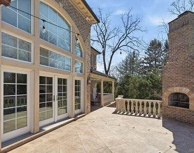 590 West Street - Photo Thumbnail 25