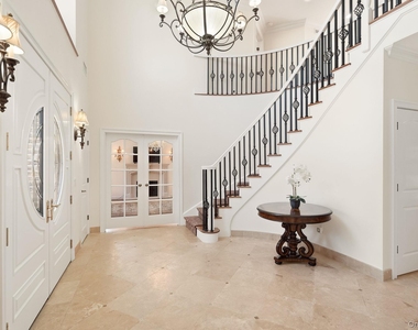 590 West Street - Photo Thumbnail 3