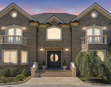 590 West Street - Photo Thumbnail 1
