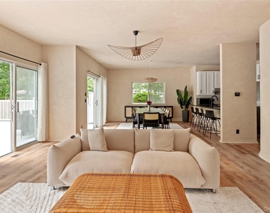 58 Homewood Drive - Photo Thumbnail 13